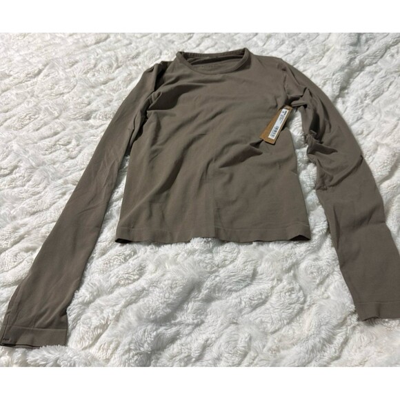 Skims soft smoothing seamless long sleeve t-shirt - Picture 6 of 7